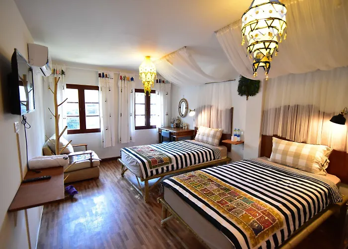 Nego Ancient Hotel 2*