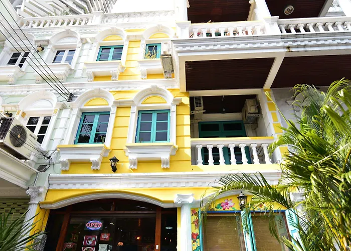 Nego Ancient Hotel 2*